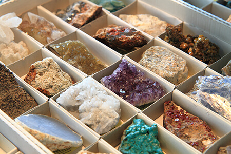 identifying minerals online science lesson contents